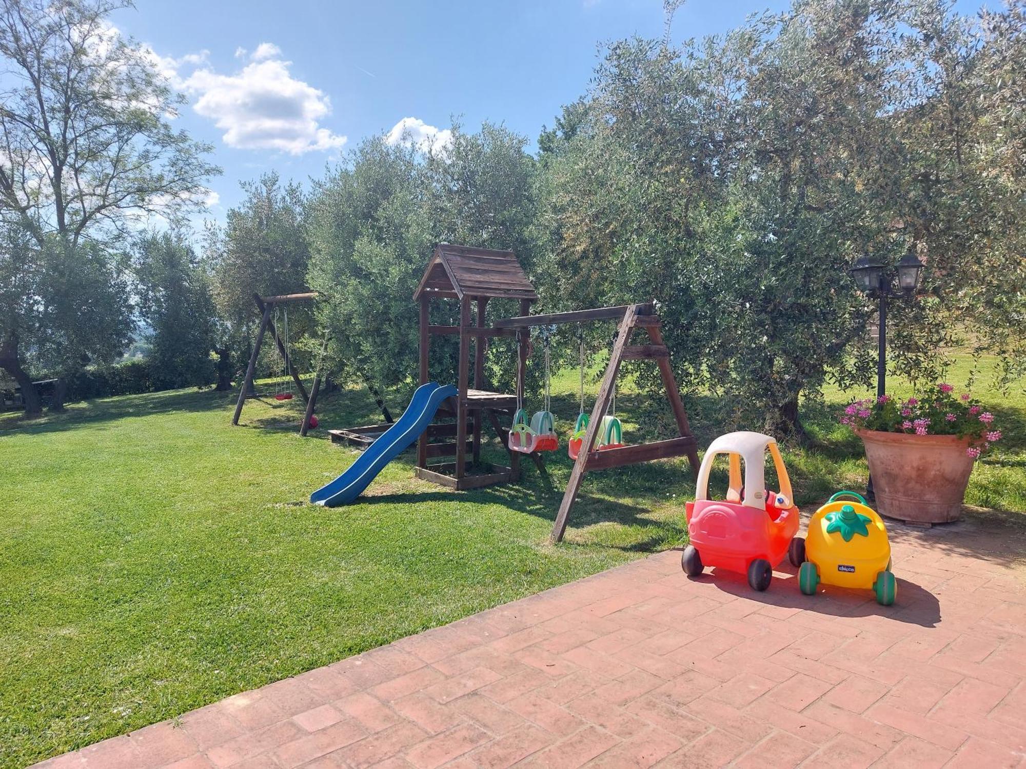 Agriturismo Corte In Poggio Stabbia Екстериор снимка