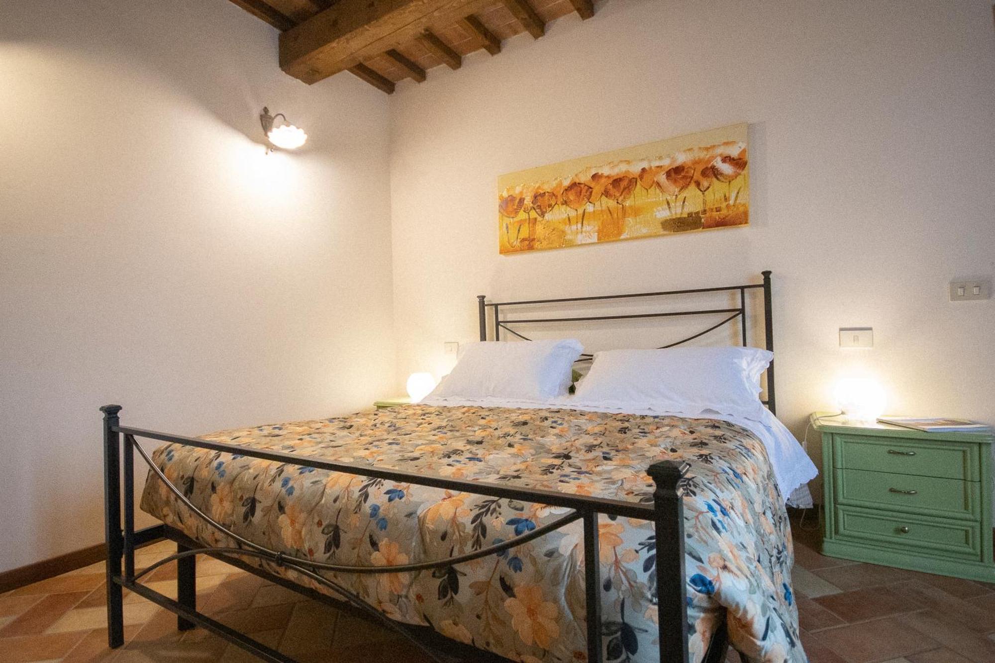 Agriturismo Corte In Poggio Stabbia Стая снимка
